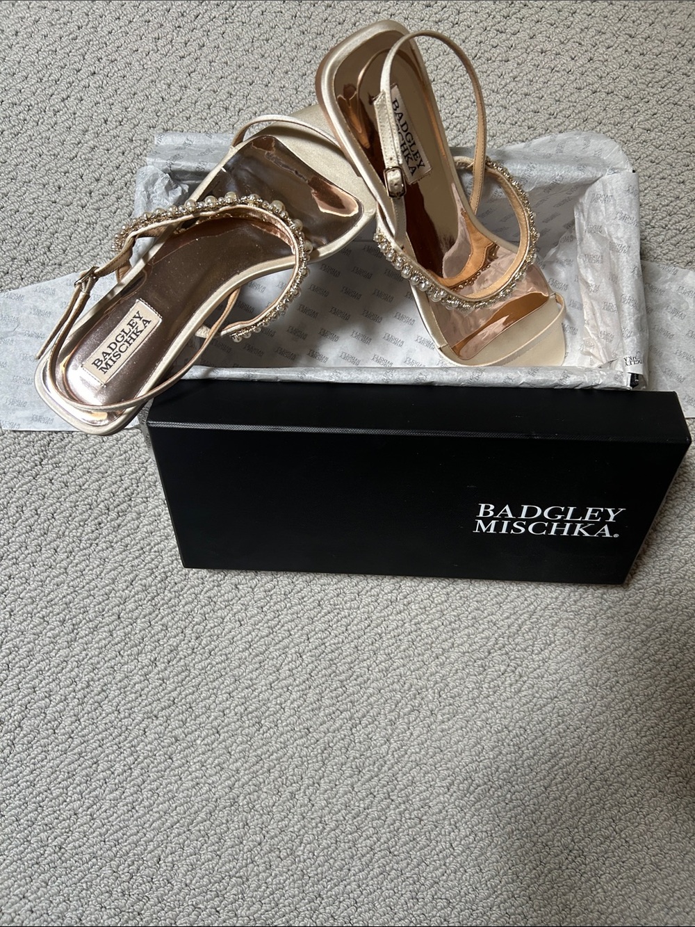 Badgley Mischka Natalee Ivory Satin Flat Sandals. New with box.